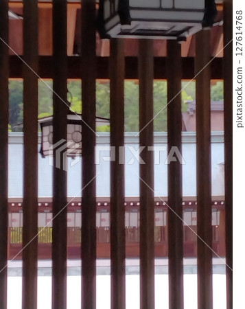 奈良縣歷史悠久的橛原神社的入口 奈良縣歷史悠久的橛原神社的入口 127614768
