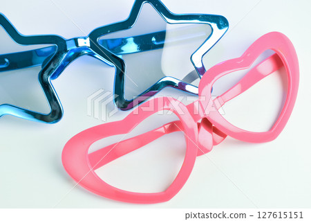 heart and star shape of glasses on white background 127615151
