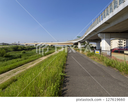 Inagawa River embankment promenade and Hanshin Expressway Inagawa River embankment promenade and Hanshin Expressway 127619660