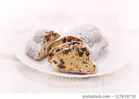 Stollen, German sweet bread, light background 127619710