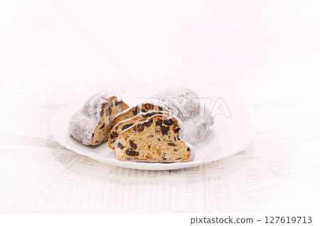 Stollen, German sweet bread, light background 127619713