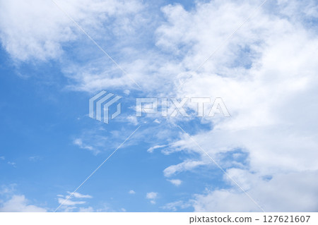 Early summer sky Summer Blue sky Sunny June [Hadano City, Kanagawa Prefecture] 127621607
