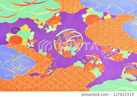 Kimono fabric with classic patterns 127623319