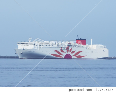 Entering port Orange Ehime Entering port Orange Ehime 127623487