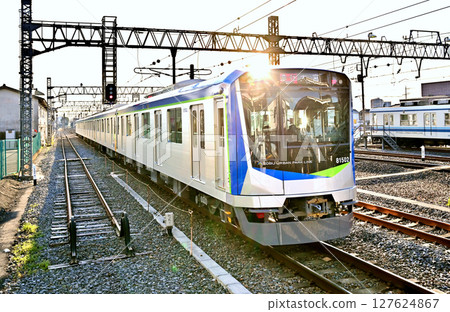 鐵路：私鐵：東武野田線 80000 系列 81502F 岩槻站 127624867