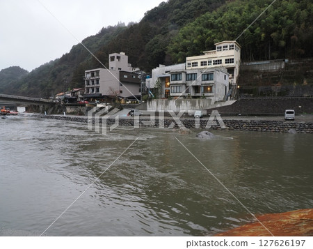 View from the open-air bath Yakushiyu at Amagase Onsen, Yuyama, Amagase-cho, Hita City, Oita Prefecture 127626197