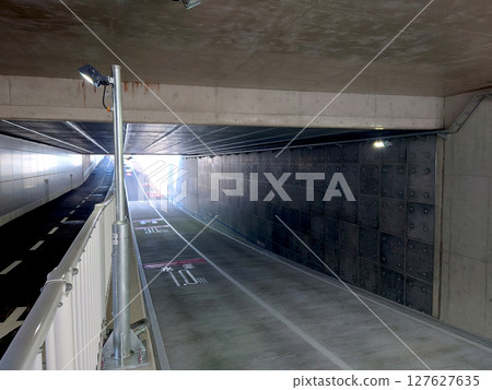 Underpass (under path, tunnel) / Completed underpass, tunnel, underground passage Underpass (under path, tunnel) / Completed underpass, tunnel, underground passage 127627635