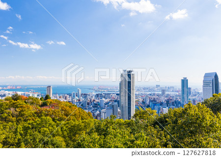 Autumn in Kobe, Hyogo Prefecture: View of Nunobiki Falls from the Miharashi Observatory Autumn in Kobe, Hyogo Prefecture: View of Nunobiki Falls from the Miharashi Observatory 127627818