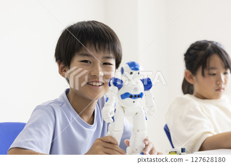 小學生學習編程 127628180