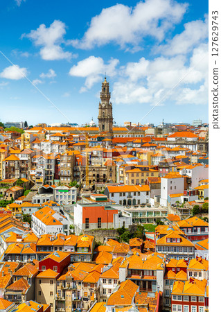 Beautiful view of the city of Porto on a beautiful summer day. Porto, Portugal 127629743