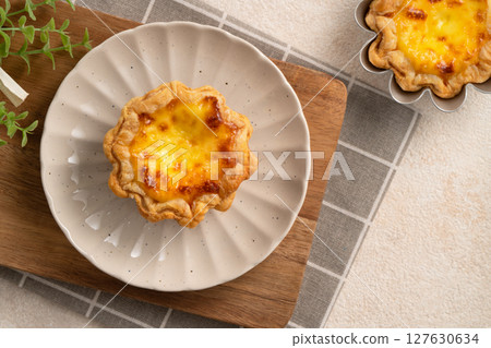 Egg tart Portuguese egg tart Pastel de nata egg tart エッグタルト スイーツ Egg tart Portuguese egg tart Pastel de nata egg tart エッグタルト スイーツ 127630634