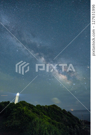 (Shizuoka Prefecture) Izu Tsumekizaki Lighthouse and the Summer Milky Way (Shizuoka Prefecture) Izu Tsumekizaki Lighthouse and the Summer Milky Way 127631996