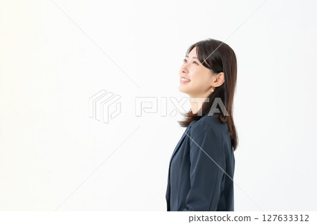 女性肖像 127633312