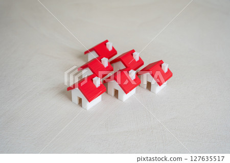 Group of houses. Housing, neighborhood and community of owners. 127635517