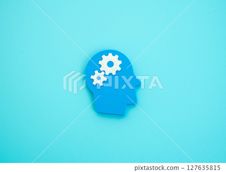 Gears in the head. Metaphor of the thought process. Thinking, mental processing. Gears in the head. Metaphor of the thought process. Thinking, mental processing. 127635815