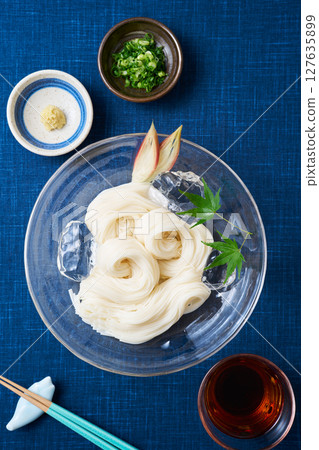 Somen noodles served on a glass plate 127635899