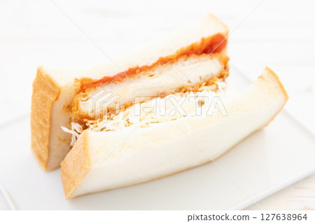 Delicious chicken cutlet sandwich Delicious chicken cutlet sandwich 127638964