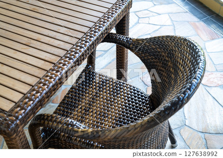 咖啡館桌椅的照片。餐廳的圖片。 咖啡館桌椅的照片。餐廳的圖片。 127638992