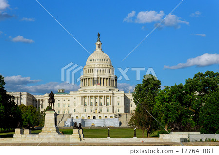 Enjoy view of US Capitol building, surrounded by Capitol Hill at Washington DC Enjoy view of US Capitol building, surrounded by Capitol Hill at Washington DC 127641081