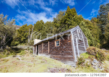 Du Cane Hut in Tasmania Australia 127641997
