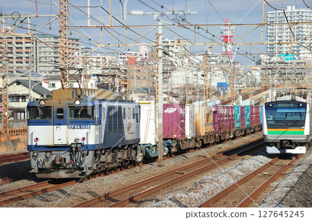 東海道線 相模貨運 JR貨運 EF64-1035 (愛知縣) E233系列 3000系列 E-03編組 東海道線 相模貨運 JR貨運 EF64-1035 (愛知縣) E233系列 3000系列 E-03編組 127645245
