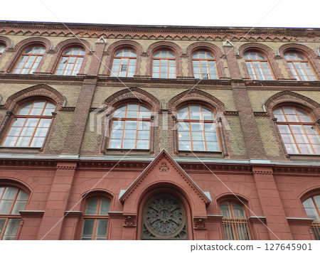 Facade of old building in centre of Budapest ,Hungary 127645901