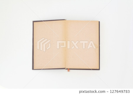 Blank opened advertising folder isolated on white background 127649783