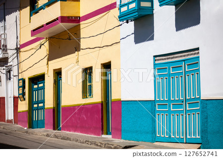 Beautiful streets of the Heritage Town of Jerico located in the Department of Antioquia in Colombia. 127652741