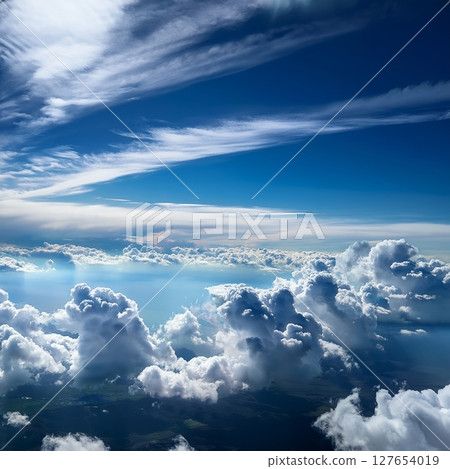 藍天和白色雲彩 127654019