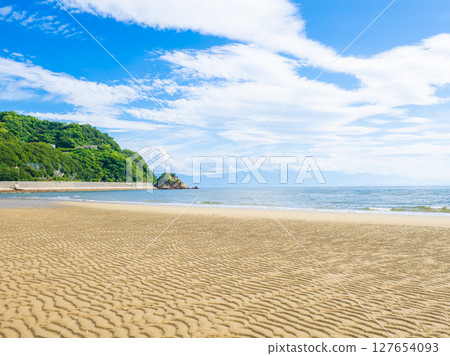 沙波蕩漾，夏日藍天白雲－香川縣父母之濱 127654093