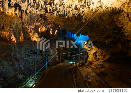 Okinawa's limestone caves CAVE OKINAWA 127655191
