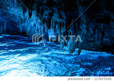 Okinawa limestone cave Gyokusendo cave Okinawa limestone cave Gyokusendo cave 127655938