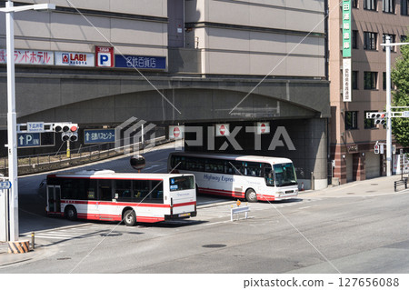 名古屋市中村區下廣町十字路口 名站通 名鐵巴士中心 名古屋市中村區下廣町十字路口 名站通 名鐵巴士中心 127656088