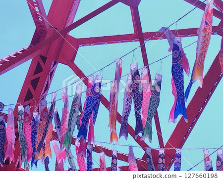 很多鯉魚旗和東京塔〜koinobori 127660198