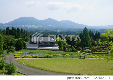 岡山縣真庭市蒜山的藥草園：夏天的風景 127664204