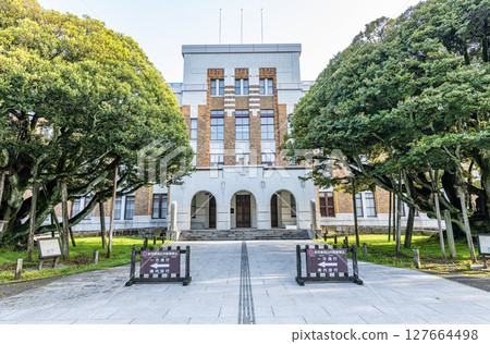 Ishikawa Prefectural Government Memorial Shiinoki Guest House (former Ishikawa Prefectural Government Main Building) 127664498