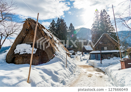 Snow-covered Ainokura Gassho-style Village Snow-covered Ainokura Gassho-style Village 127666049