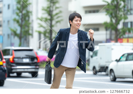 Men casual business running 127666732