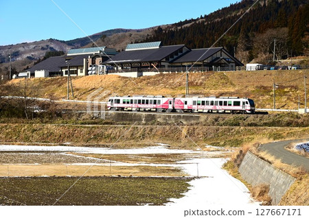 Roadside Station Tono Kaze no Oka and the Kamaishi Line Roadside Station Tono Kaze no Oka and the Kamaishi Line 127667171