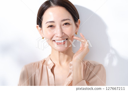 Sunshine Beauty Summer 127667211