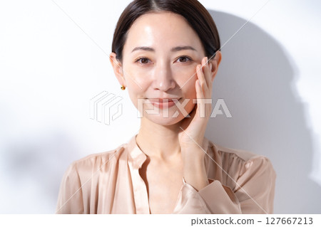 Sunshine Beauty Summer 127667213