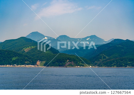View of Mt. Rausu from off the coast of Rausu 127667564