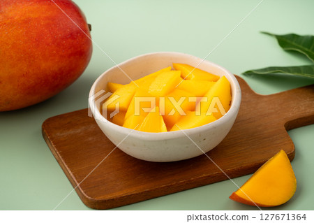 芒果 陽光 水果 台灣 Taiwan fruit mango マンゴー 芒果 陽光 水果 台灣 Taiwan fruit mango マンゴー 127671364