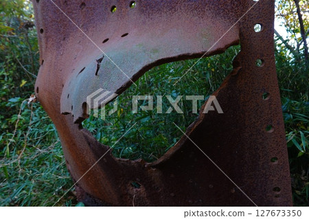 Battleship Mikasa, shell marks, Suwa Park 127673350