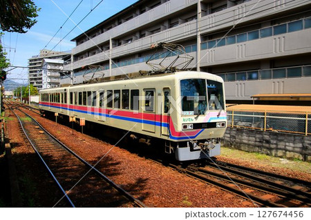 Railway to "Kurama, Kibune" and "Mount Hiei"... Eizan Electric Railway 800 Series with a mountain railway feel 127674456