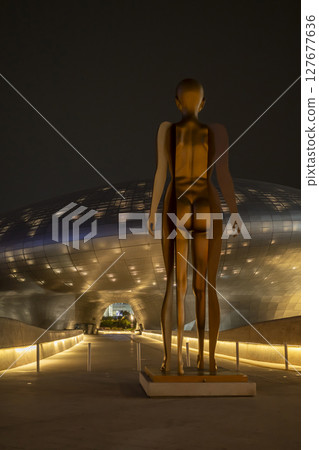 Seoul, Korea - Dongdaemun Design Plaza (DDP) at night with no people - vertical Seoul, Korea - Dongdaemun Design Plaza (DDP) at night with no people - vertical 127677636