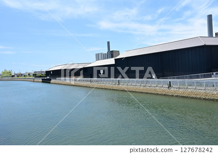 Handa Canal and Storehouse Town Area (Handa City, Aichi Prefecture) 127678242