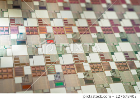 Silicon wafer for manufacturing semiconductor of integrated circuit. Silicon wafer for manufacturing semiconductor of integrated circuit. 127678402