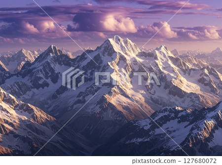 雄偉的雪山 127680072