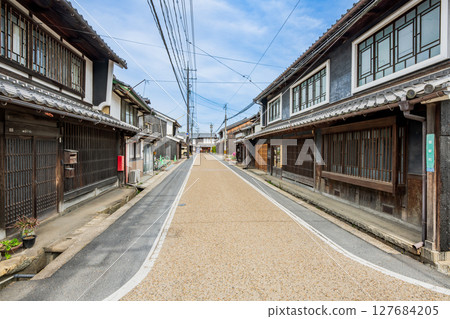 Townscape of Joto district, Tsuyama city, Okayama prefecture 127684205